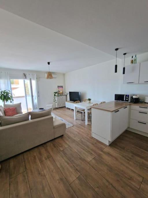 Appartement Cosy A 5 Min Des Plages Hyères Extérieur photo